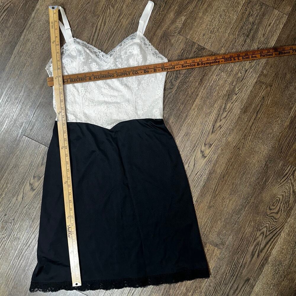 Vtg VAN ROALTE Full Slip Black Cream Lace Nylon 36 - Picture 4 of 7